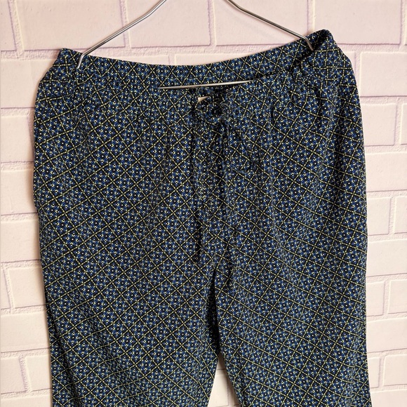 TALBOTS Navy Blue pants with Elastic Waist and Tapered Fit/size 8 - Picture 7 of 14
